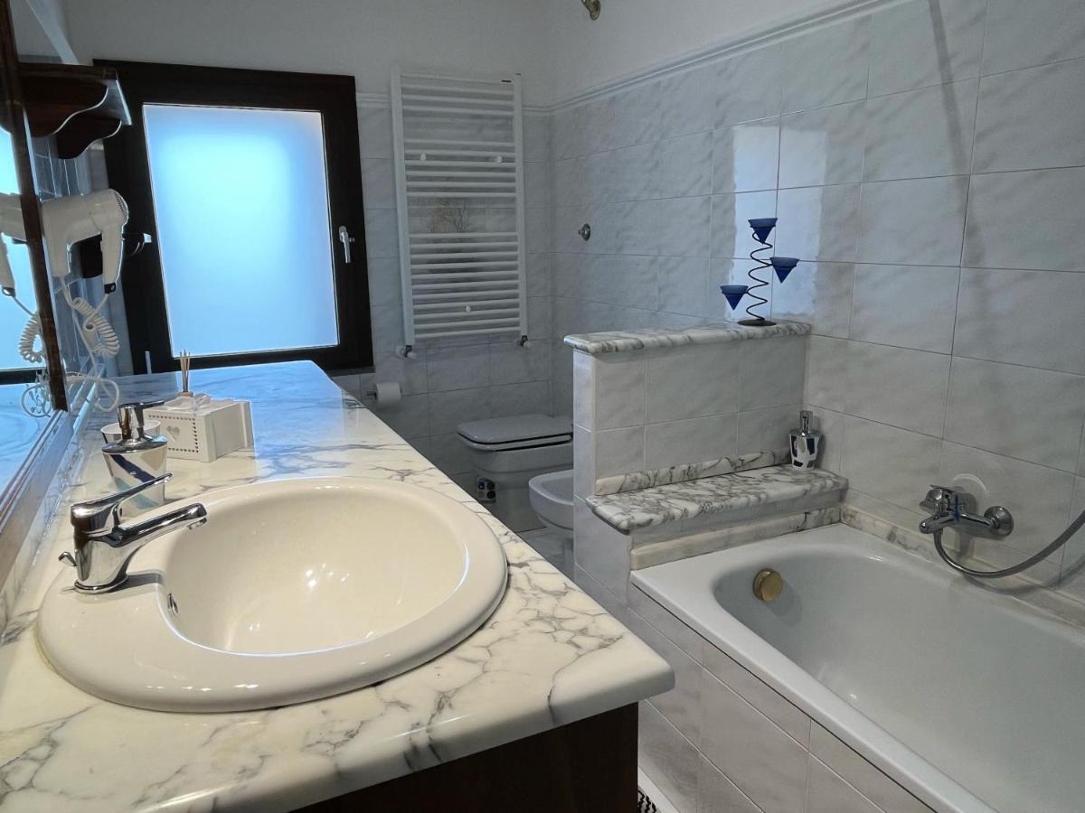 Le Sorgenti Guest House Ilbono Luaran gambar